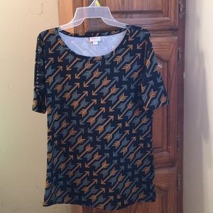 LuLaRoe Gigi Shirt
